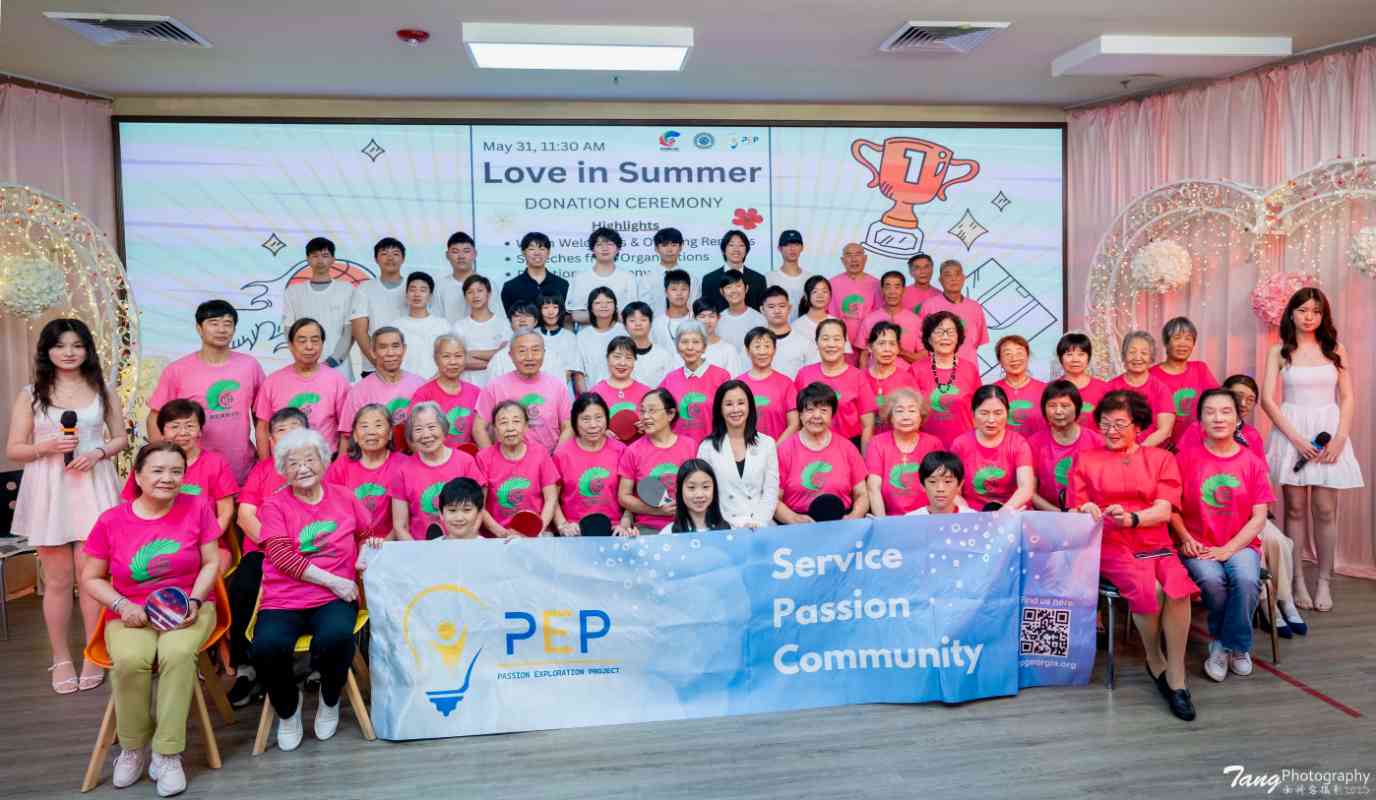 Donation to Rainbow Senior House